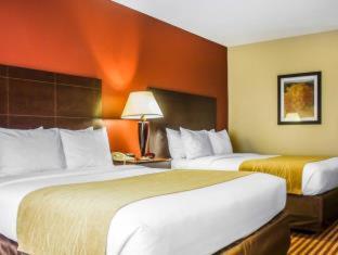 Room #48936713 at Comfort Inn & Suites