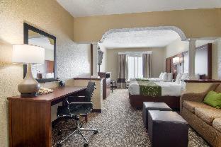 Room #48961812 at Comfort Suites Woodstock - Atlanta North
