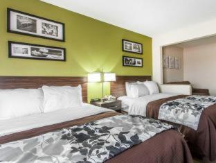 Room #49106407 at Austinburg Hotel