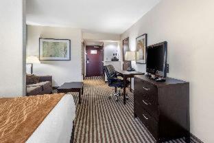 Room #45807705 at Comfort Inn & Suites Perry I-35