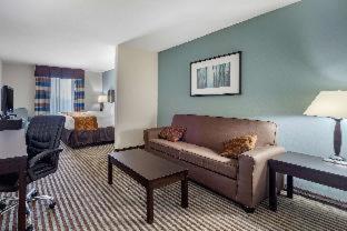Room #45807705 at Comfort Inn & Suites Perry I-35