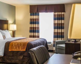Room #45807705 at Comfort Inn & Suites Perry I-35