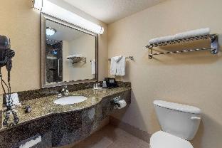 Room #45807707 at Comfort Inn & Suites Perry I-35