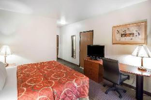 Room #49007107 at Quality Inn