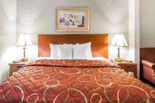 Room #49007108 at Quality Inn