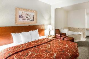 Room #49007108 at Quality Inn