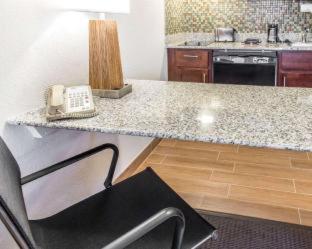 Room #158706904 at MainStay Suites Pittsburgh Airport