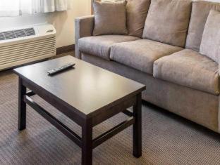 Room #158706905 at MainStay Suites Pittsburgh Airport