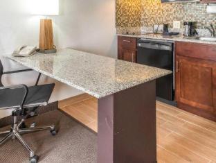 Room #158706905 at MainStay Suites Pittsburgh Airport