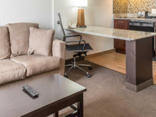 Room #158706905 at MainStay Suites Pittsburgh Airport