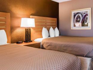 Room #46147317 at Quality Inn & Suites Warren - Detroit