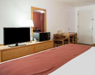 Room #27763007 at Econo Lodge Albuquerque Old Town