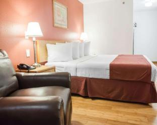 Room #27763007 at Econo Lodge Albuquerque Old Town