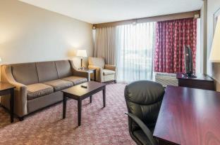 Room #49081512 at Comfort Inn & Suites Omaha Central