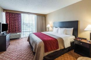 Room #49081512 at Comfort Inn & Suites Omaha Central