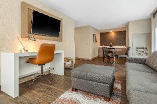 Room #492578516 at Cambria Hotel Milwaukee Downtown
