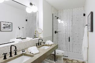 Room #172832304 at Hotel Covington Cincinnati Riverfront