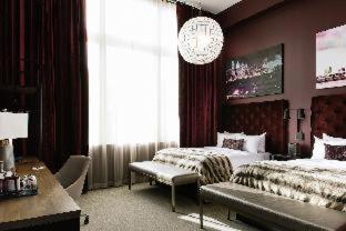Room #172832304 at Hotel Covington Cincinnati Riverfront