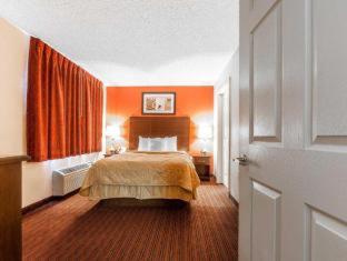 Room #49171407 at Mainstay Suites Knoxville Airport