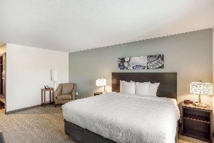 Room #431047303 at MainStay Suites Logan Ohio-Hocking Hills