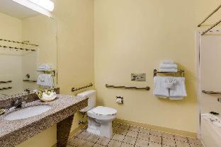 Room #28732907 at The Carriage House Inn Newport
