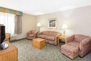 Room #51593819 at Baymont by Wyndham Davenport