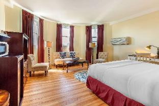 Room #28732908 at The Carriage House Inn Newport