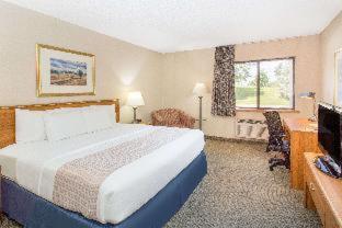 Room #51593820 at Baymont by Wyndham Davenport