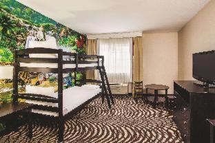 Room #5774916 at La Quinta Inn & Suites by Wyndham Carlsbad - Legoland Area