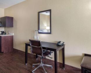Room #49189604 at Comfort Suites Odessa near University