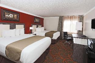 Room #2483337 at Baymont by Wyndham Chicago/Alsip