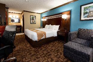 Room #28090314 at Quality Inn & Suites Quakertown - Allentown