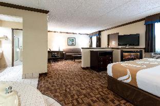 Room #28090318 at Quality Inn & Suites Quakertown - Allentown