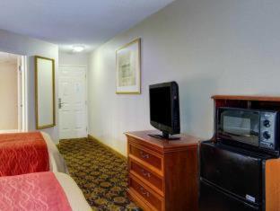 Room #49021714 at Comfort Inn Foxboro – Mansfield