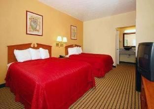 Room #26241306 at Quality Inn & Suites Dickson