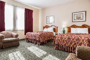 Room #28732909 at The Carriage House Inn Newport