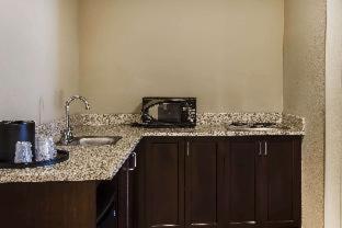 Room #109326108 at Comfort Inn & Suites Dothan East