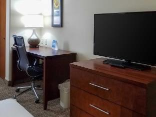 Room #270075804 at Comfort Inn & Suites Independence