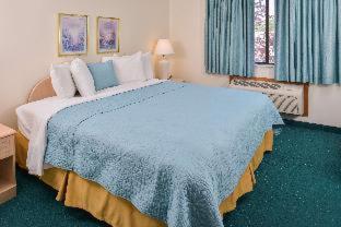 Room #128397705 at Americas Best Value Inn & Suites Bluffton