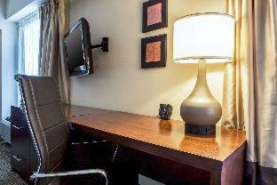 Room #5924016 at Comfort Suites at Woodbridge