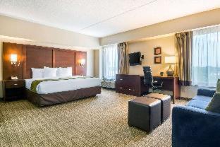 Room #5924016 at Comfort Suites at Woodbridge