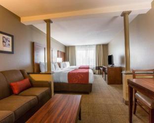 Room #48911210 at Comfort Suites Victorville-Hesperia