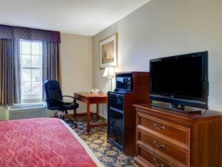 Room #49021718 at Comfort Inn Foxboro – Mansfield
