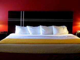 Room #33508617 at Best Western Shippensburg Hotel