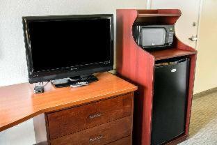 Room #48965205 at Sleep Inn & Suites Brunswick North