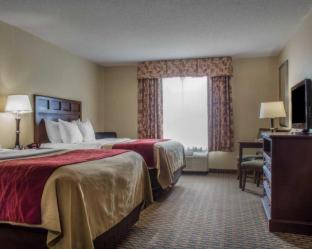 Room #32716211 at Comfort Inn & Suites Farmington - Victor