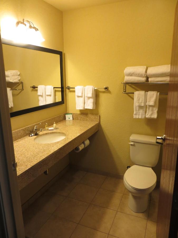 King Room at Cobblestone Inn & Suites - Harper