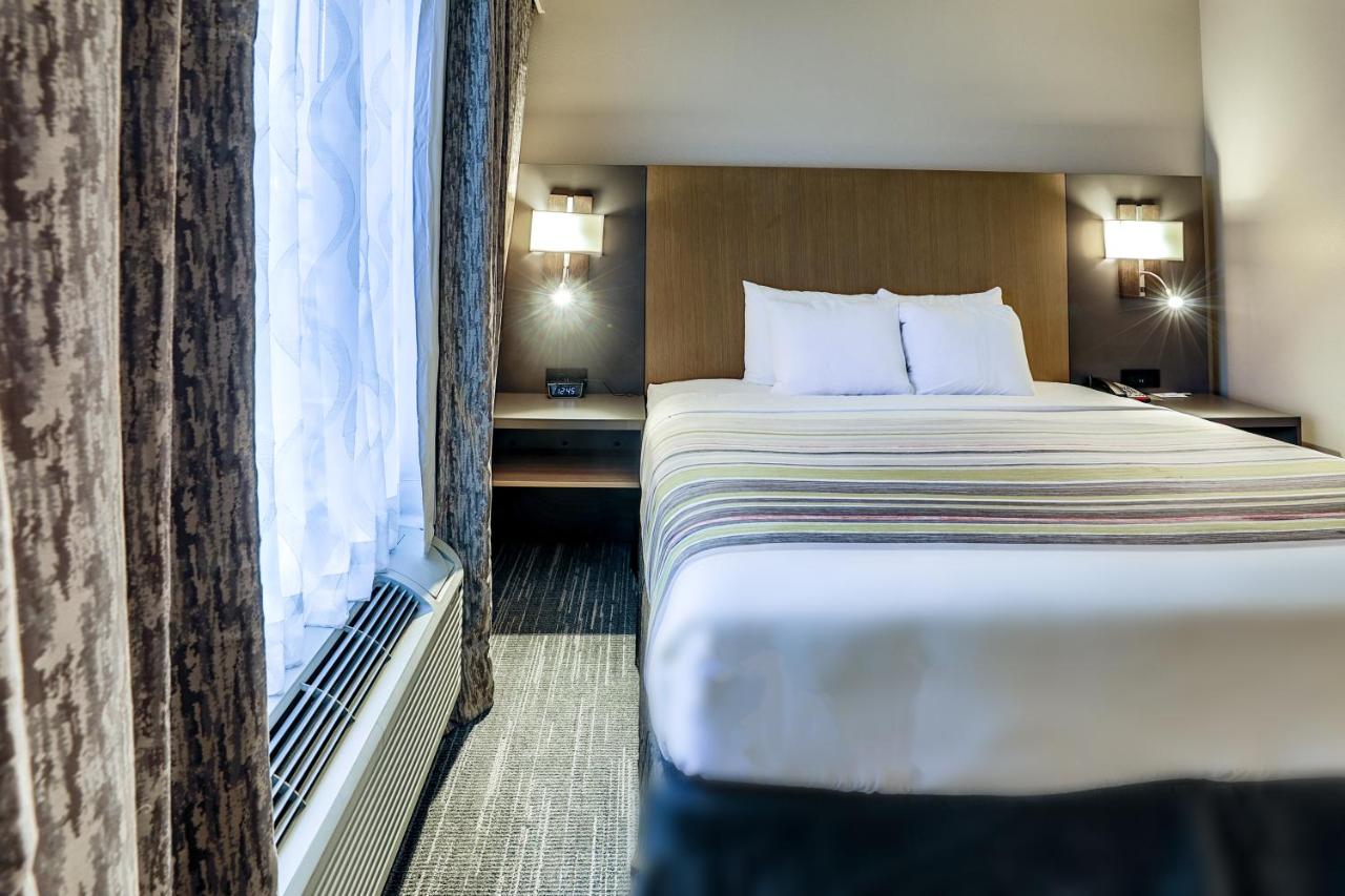 King Studio Suite - Non-Smoking at Country Inn & Suites by Radisson, Nashville Airport, TN