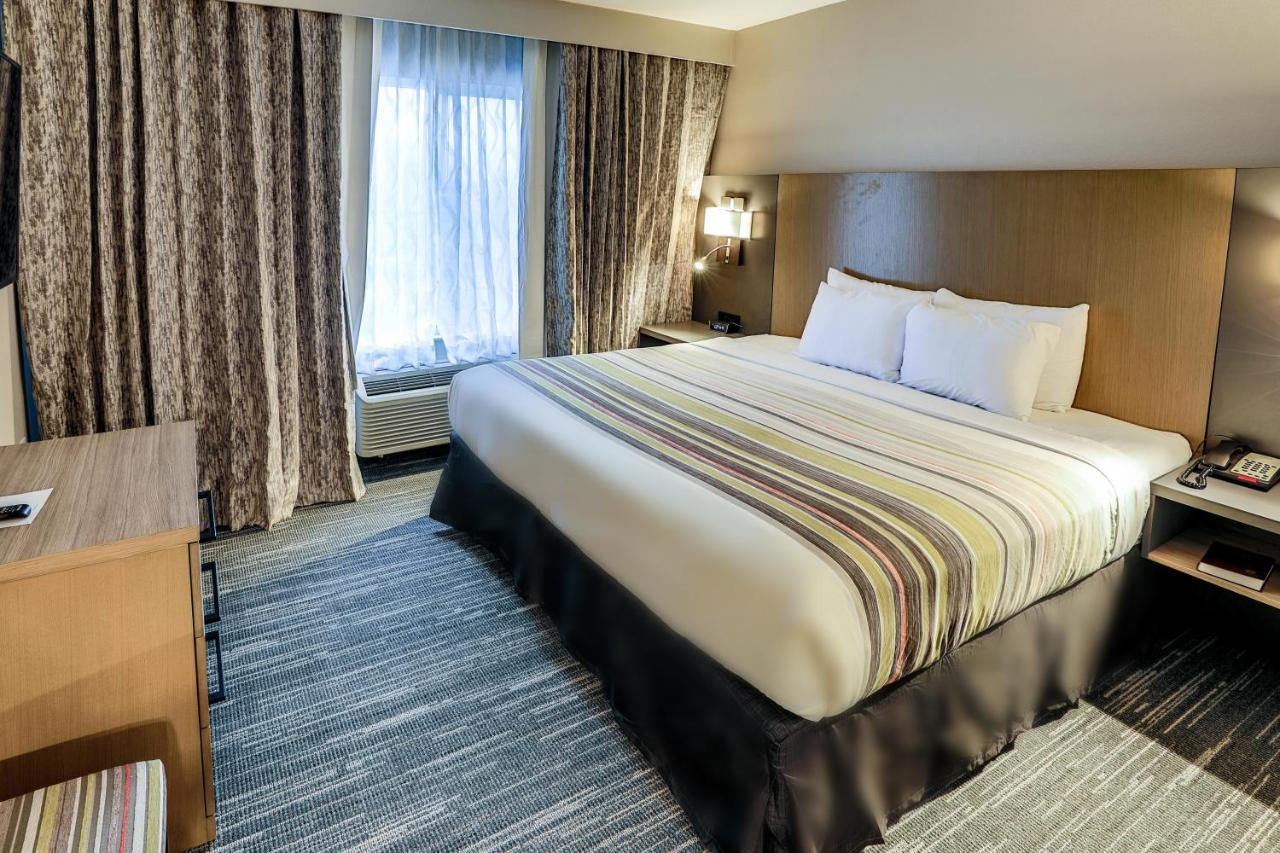 King Studio Suite - Non-Smoking at Country Inn & Suites by Radisson, Nashville Airport, TN