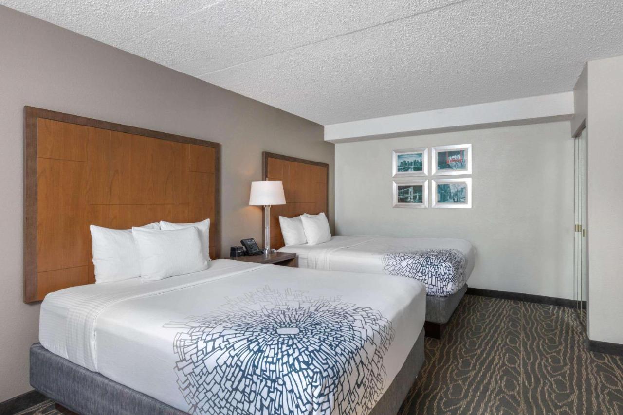 Suite with Two Queen Beds - Mobility Access/Non-Smoking at La Quinta Inn & Suites by Wyndham Secaucus Meadowlands